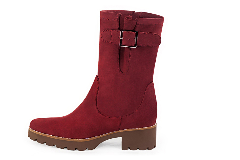 Burgundy red women's ankle boots with buckles on the sides. Round toe. Low rubber soles. Profile view - Florence KOOIJMAN